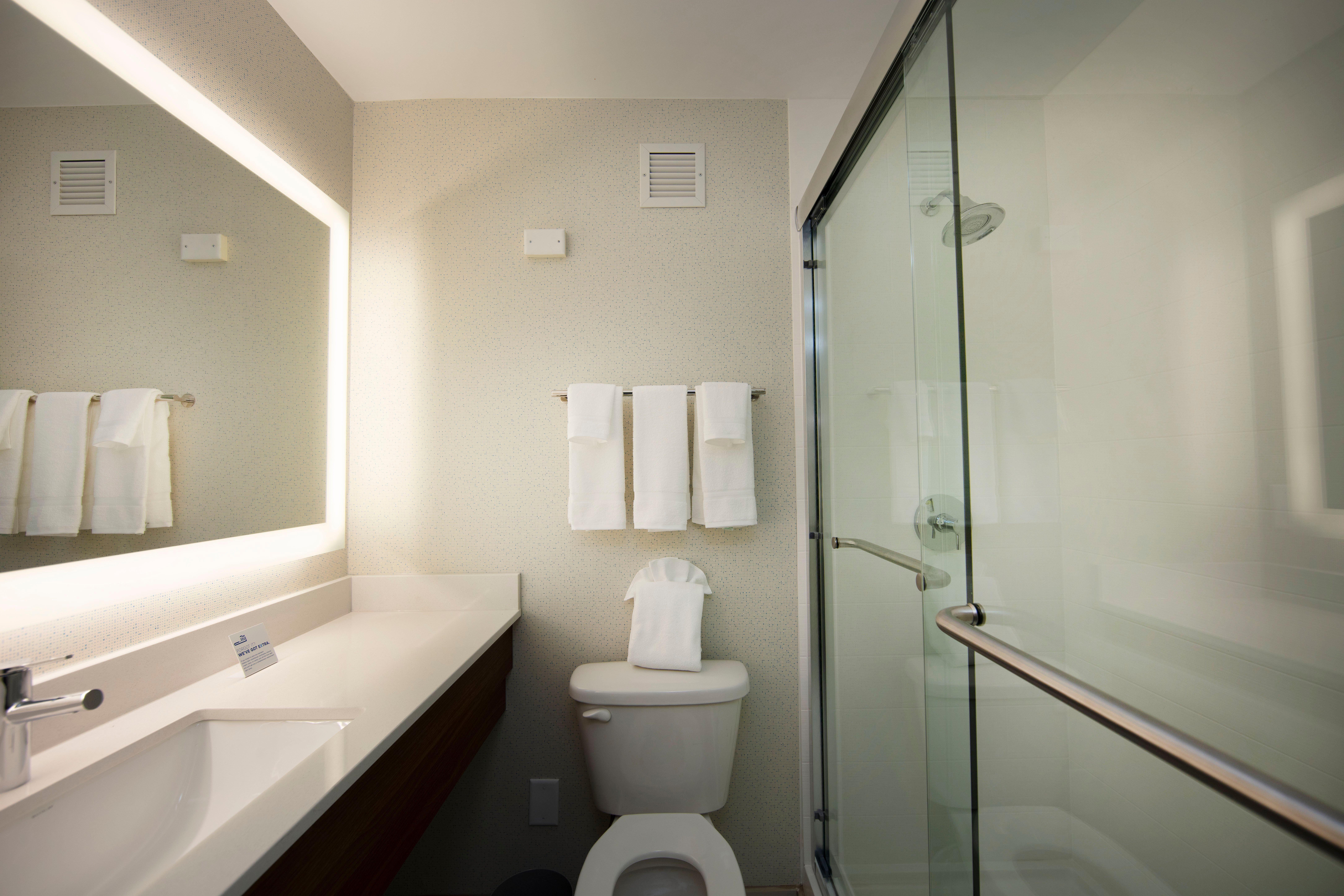 Hotel Express - Area By Ihg 3*