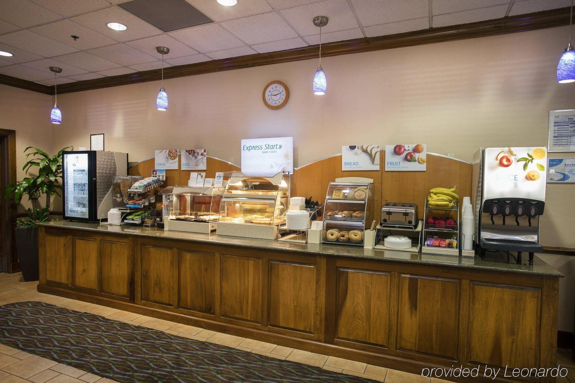 Hotel Express - Area By Ihg 3*