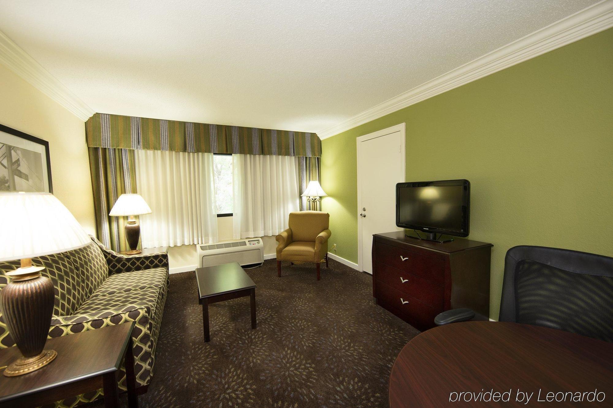 Express - Area By Ihg Athens