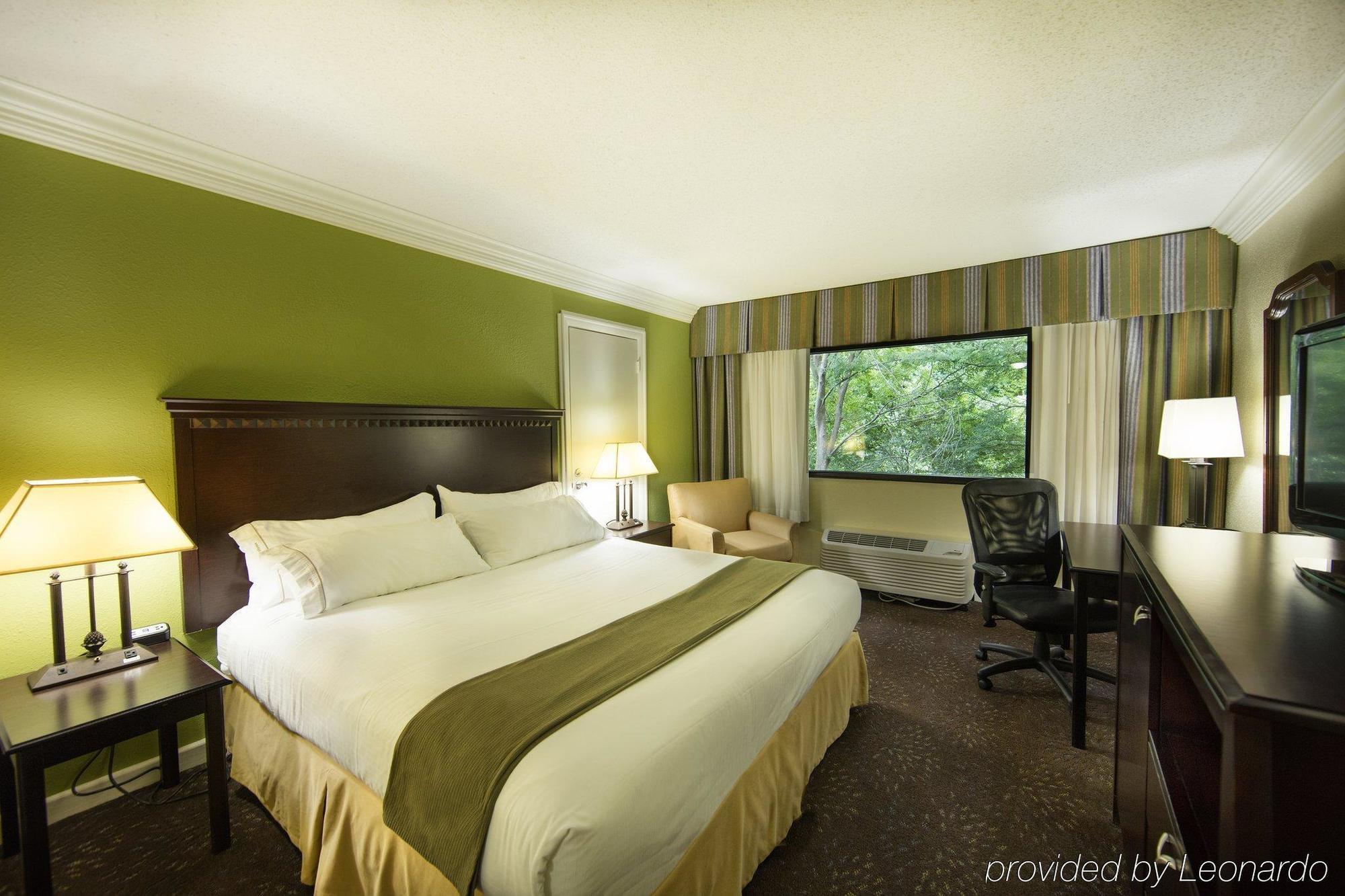 Express - Area By Ihg