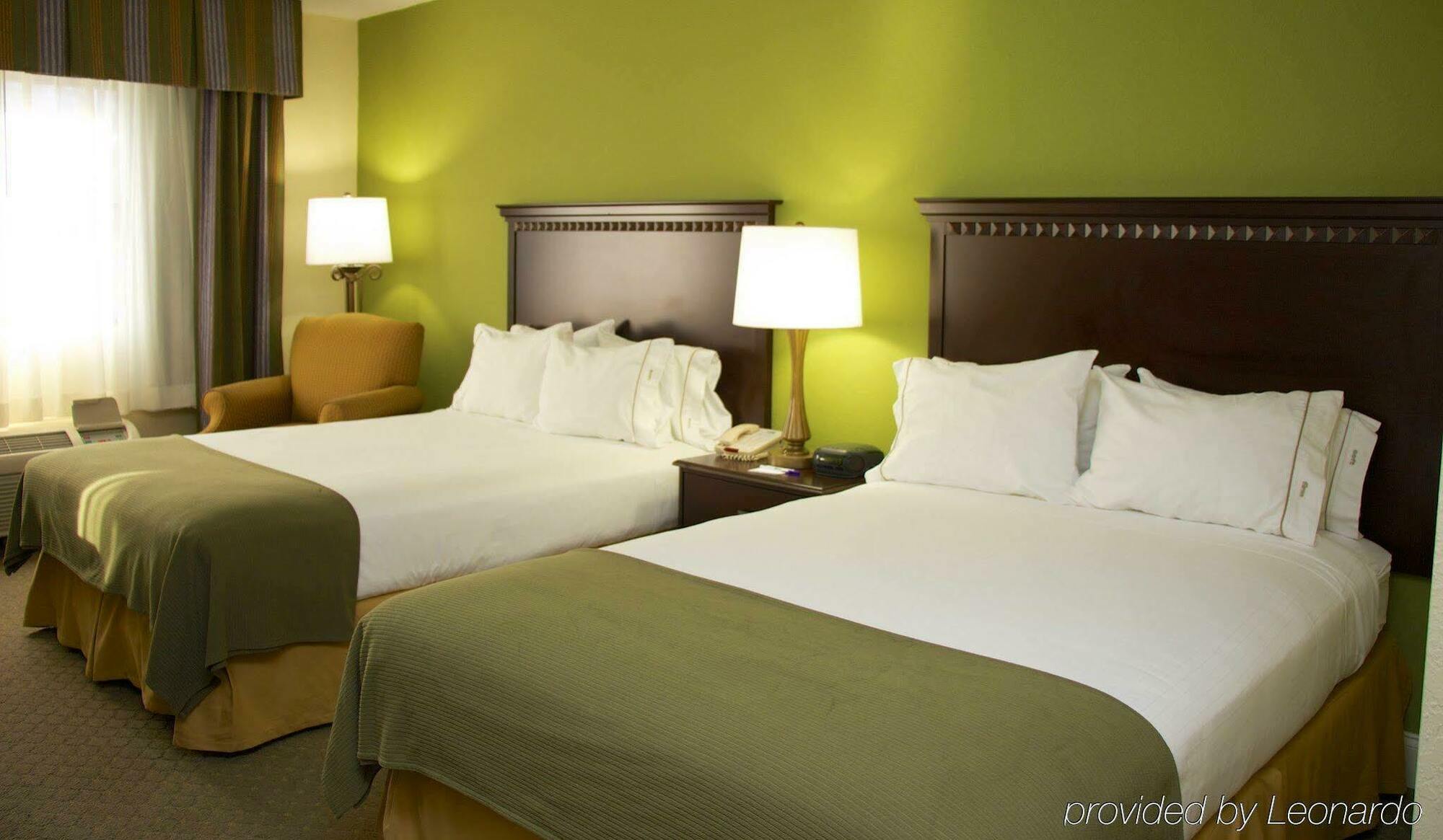 Express - Area By Ihg Hotel 3*